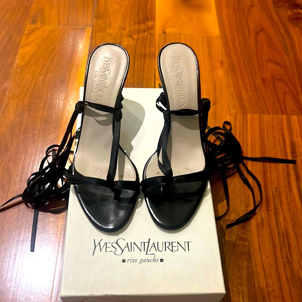 Yves Saint Laurent Savannah 76 black Satin Duchesse sandal 36.5 Vintage